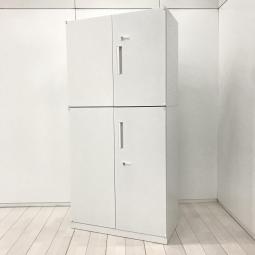 【在庫入替セール品！（本在庫限定価格）】※使用感あり■ウチダ（UCHIDA）製　HSシリーズ　ハイキャビネット両開き＋両開き　書庫セット　■ホワイト　■ダイヤル鍵　【搬入時は上下別の2個口での納品となるためエレベーター搬入も安心！】【弊社使用欄：A01033325/A01033323】【HU】