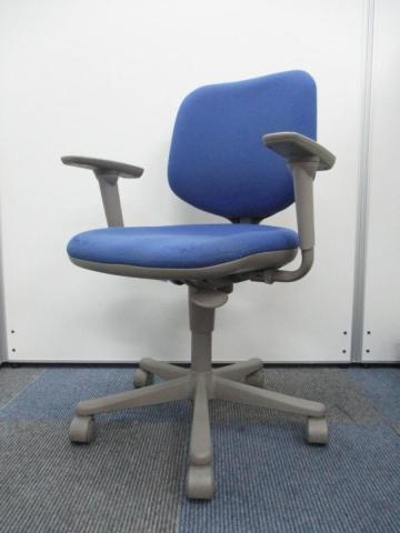 【中古】CG-Eチェア CG94GZ FM36 オカムラ（okamura） 肘付ローバックチェア