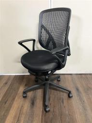 ブラックメッシュ　イナバ製　イエラ　固定肘　#岐阜#愛知#三重#静岡#CS在庫