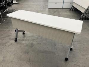 【限定特価！】意外と広い横幅1500ｍｍ（奥行450ｍｍ）Platte（プラッテ）サイドスタックテーブル※天板ホワイト色仕様◆内田洋行製【関東倉庫在庫品】【弊社使用欄：A01045847/	
A01044009】