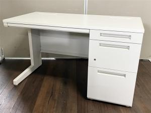 配線カバー箇所2種類混在のためお安くご案内!! イナバ デュエナ ホワイト 片袖机 #岐阜#愛知#三重#静岡#CS在庫