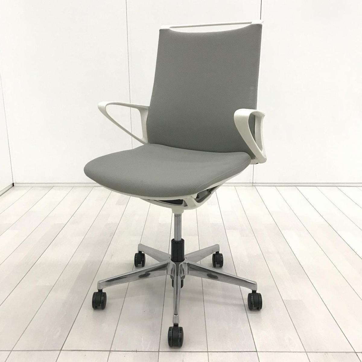 【グッドデザイン賞受賞！】優しく包み込む座り心地！機能とデザイン性が融合した大人気チェアが入荷！
■オカムラ製/モードチェア（mode）/ライトグレー　ミックス　デザインアーム付
                        モード
                                    中古
            
