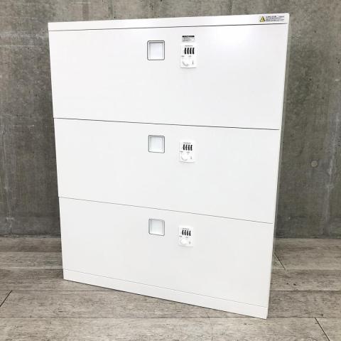 【数量限定特別価格キャンペーン！】【ダイヤル錠タイプの3段引き出し型書庫！各段ごとでの施錠が可能な優れもの！】■オカムラ（okamura）製　レクトライン（Rectline）シリーズ　3段ラテラル　ローキャビネット　■ダイヤル錠　■ホワイト　【関東倉庫在庫品】【弊社使用欄：A01054266】WC4