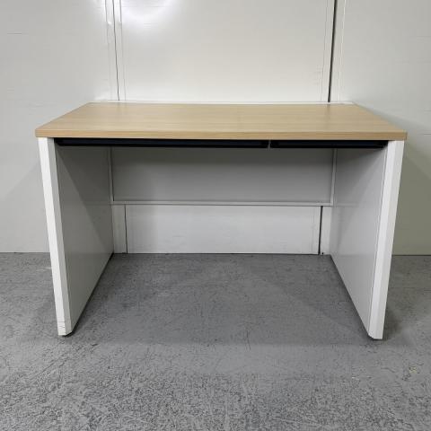 【中古】CZRデスク  イトーキ（ITOKI） 平机