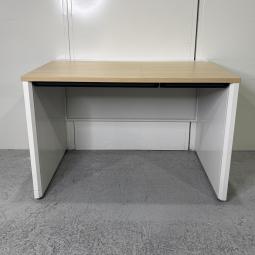 【パネル脚が珍しい！安心の国内メーカーのコンパクトでオシャレなオフィスデスク！】■イトーキ（ITOKI）製　CZRシリーズ　平机　引き出し付き　W1100×D700㎜　■天板：木目ナチュラル/ホワイト　■パネル脚