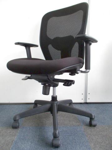 【中古】グラーゼ KD-N63ML-N プラス（PLUS） 肘付ミドルバックチェア