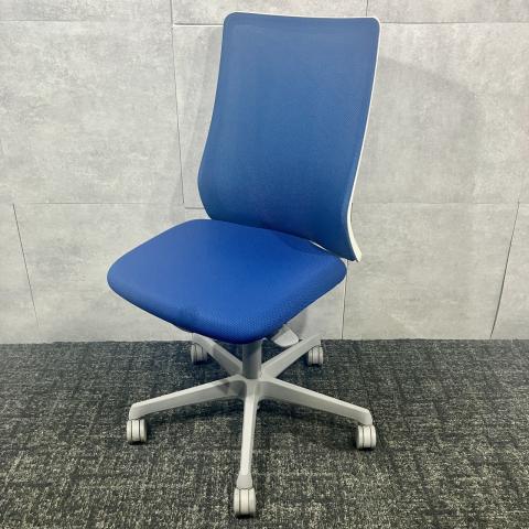 【中古】フルーエントチェア  オカムラ（okamura） 肘無ハイバックチェア