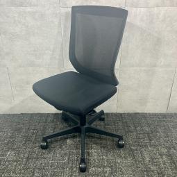 【肘無ハイバック！！オカムラ製エスクードチェア】　中古家具　九州最大級　《オフィスバスターズ福岡博多店は、福岡を拠点として、日本全国へ中古オフィス用品・オフィス家具を提供しております》