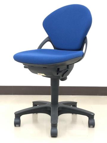 【中古】プレーゴチェア  イトーキ（ITOKI） 肘無ローバックチェア
