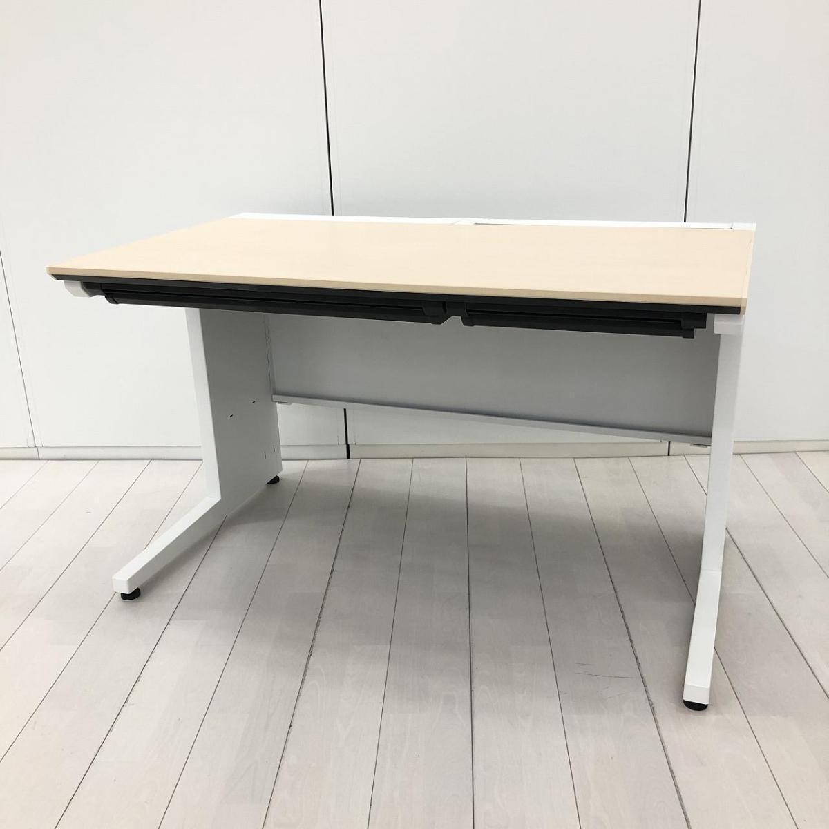 ★コクヨ製　アイエス（iS）　ナチュラル　ホワイトフレーム　W1200XD700xD720サイズ　引出し付き　人気のホワイトカラーの平デスク！　定番の幅1200サイズ！　起業・移転・増員におすすめ！　W1200平机！！
                        iSシリーズ
                                    中古
            
