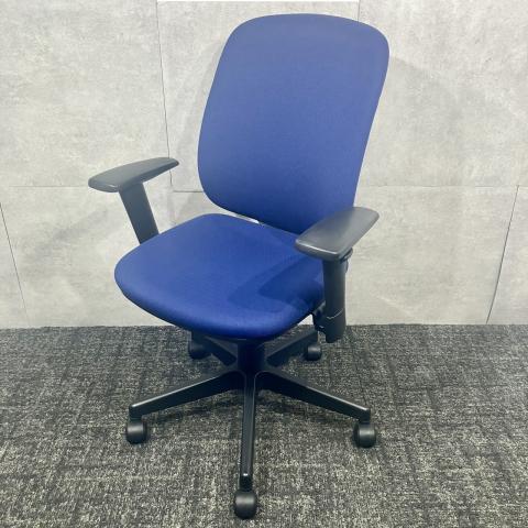 【中古】Presea  プラス（PLUS） 肘付ハイバックチェア