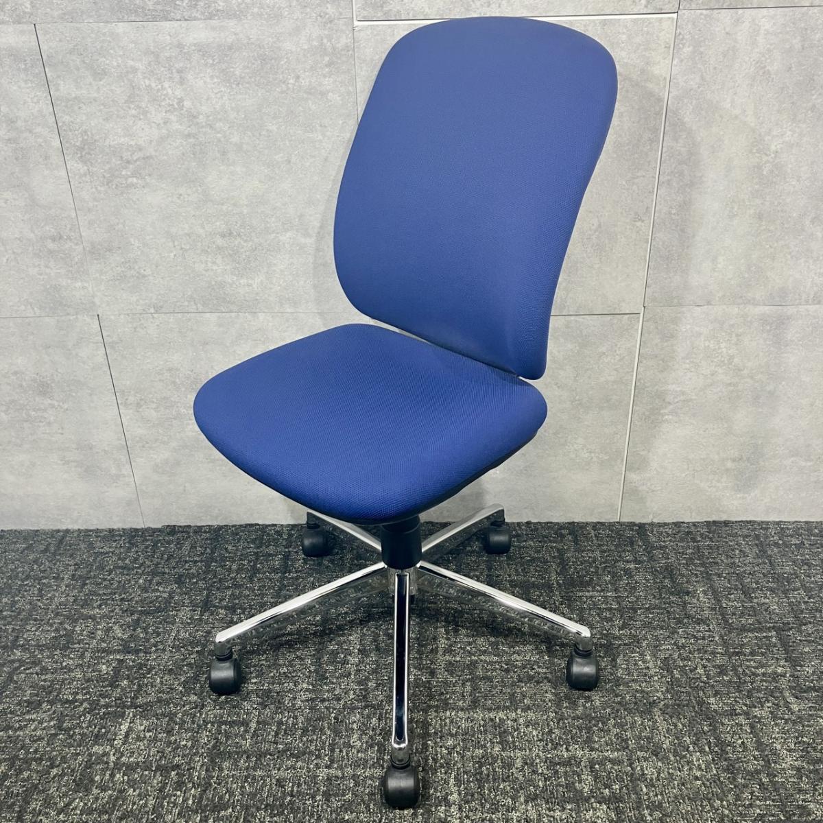 【肘無ハイバック！！オカムラ製エスクードチェア】　中古家具　九州最大級　《オフィスバスターズ福岡博多店は、福岡を拠点として、日本全国へ中古オフィス用品・オフィス家具を提供しております》
                        Presea
                                    中古
            