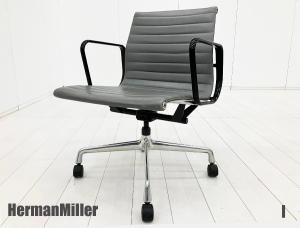 I)HermanMiller/ハーマンミラー　イームズ アルミナムチェア　ローバック　ブラックアーム