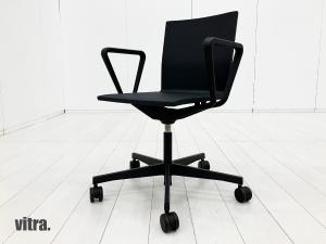 【2023年製】vitra/ヴィトラ　04/ ゼロフォー スタジオチェア　マールテン・ヴァン・セーヴェレン　ブラック