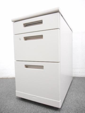 【中古】MX+  コクヨ（KOKUYO） 脇机3段