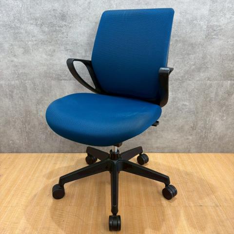 【中古】ピコラ チェア  コクヨ（KOKUYO） 肘付ローバックチェア