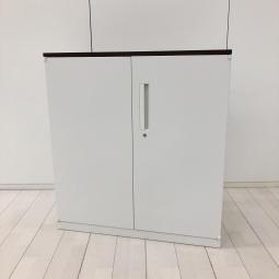 【在庫入替セール品！（本在庫限定価格）】【収納物を見渡しやすいコンパクトな両開き書庫！A4ファイルも楽々収納！天板付き！】■ウチダ（UCHIDA）製　ハイパーストレージ（HS）シリーズ　両開き　ローキャビネット　■シリンダー錠　■ホワイト　【弊社使用欄：A01034903】【HU】