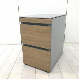 希少/レア/早いもの勝ち　■コクヨ（KOKUYO）製　GXシリーズ　3段ワゴン　フリアド用ワゴン　■キャスター付き　■W395×D600×H645mm　■シリンダー錠　■ライトナチュラル/ 本体カラー:フラットシルバー