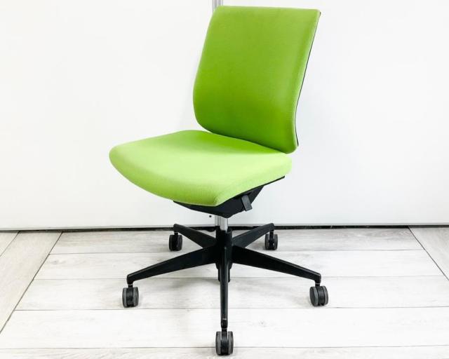 【中古】ウィザードチェア  コクヨ（KOKUYO） 肘無ローバックチェア