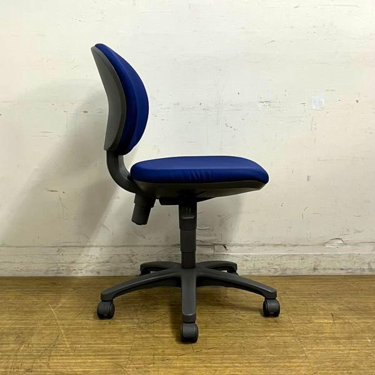 中古】レグノチェア2 コクヨ/KOKUYO 肘無ローバックチェア 583171 