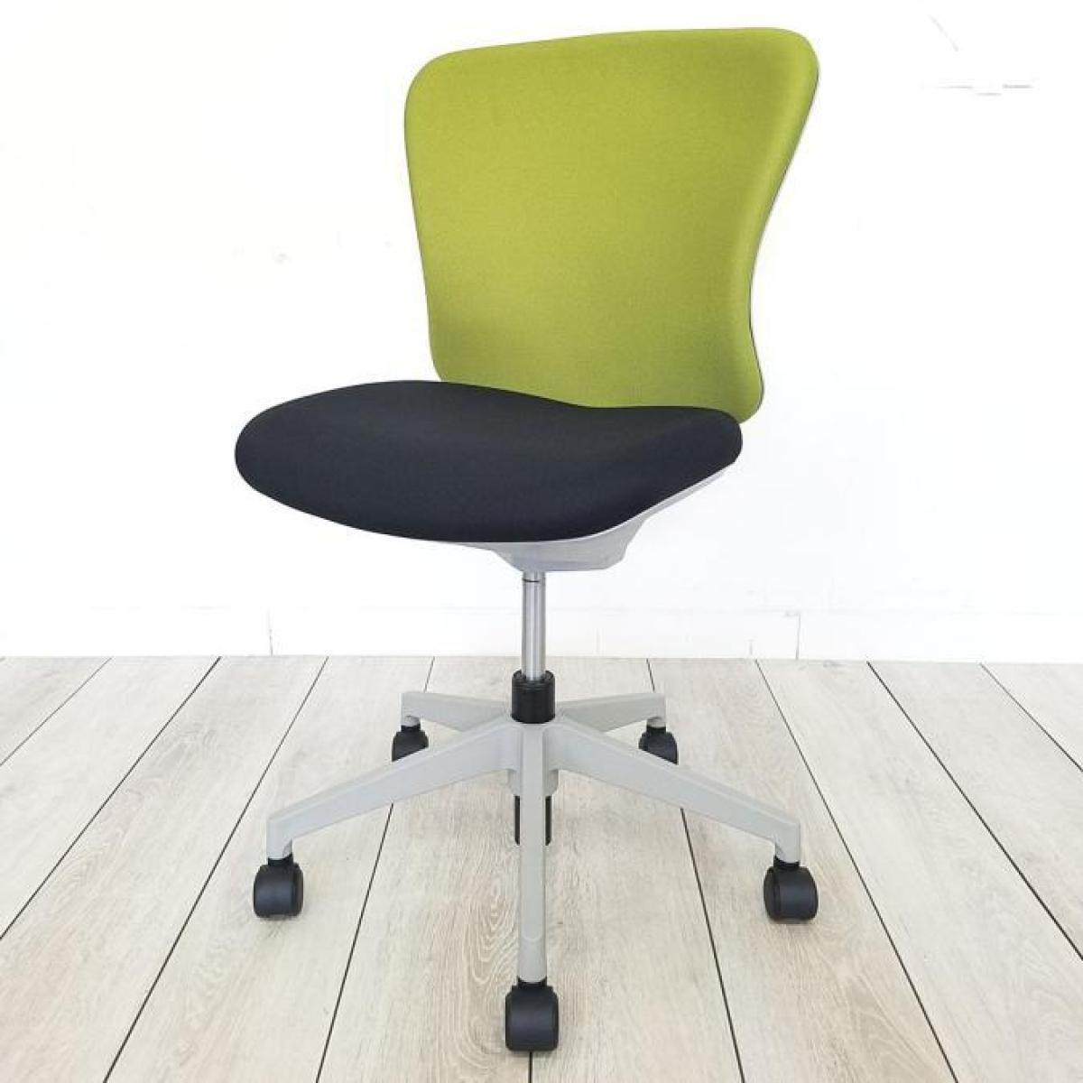 使いやすいスタンダードなデザイン！ローコストチェアの定番！/オススメ(おすすめ) /人気商品【弊社使用欄：A01069033】■イナバ（INABA）製　バルチェ（Valche）チェア　肘無　ローバック　■グリーン×ブラック
                        Valche
                                    中古
            