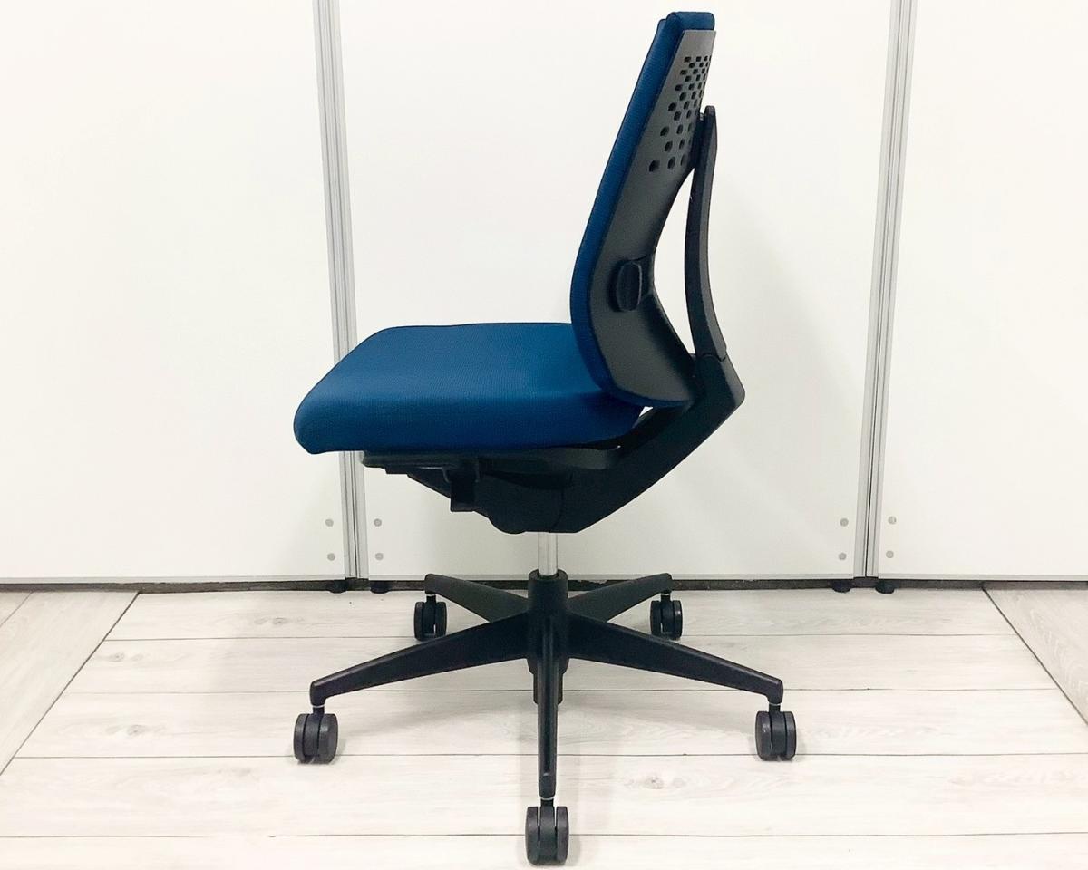 中古】ウィザード3 樹脂 コクヨ/KOKUYO 肘無ローバックチェア 583242 
