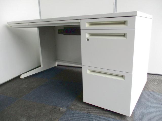 【中古】アドバンス  オカムラ（okamura） 片袖机