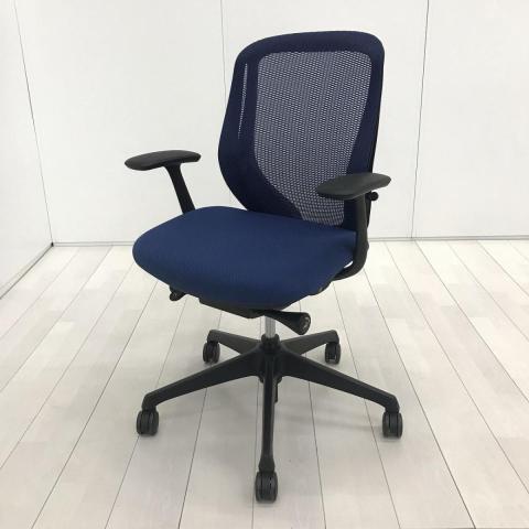 【中古】シルフィーメッシュ  オカムラ（okamura） 肘付ローバックチェア