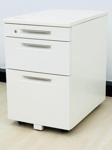 【中古】ヴィラージュワゴン 8VD03W MJ59 オカムラ（okamura） ワゴン3段