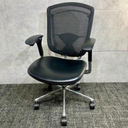 【世界で認められた革新的なタスクチェア！肘掛部分で操作が自由自在！スマートオペレーション搭載】オカムラ　コンテッサ　ハイバック　肘付　メッシュ　役員　重役　自宅　在宅　リモート　福岡　九州最大級《オフィスバスターズ福岡博多店は、福岡を拠点として、日本全国へ中古オフィス用品・オフィス家具を提供して