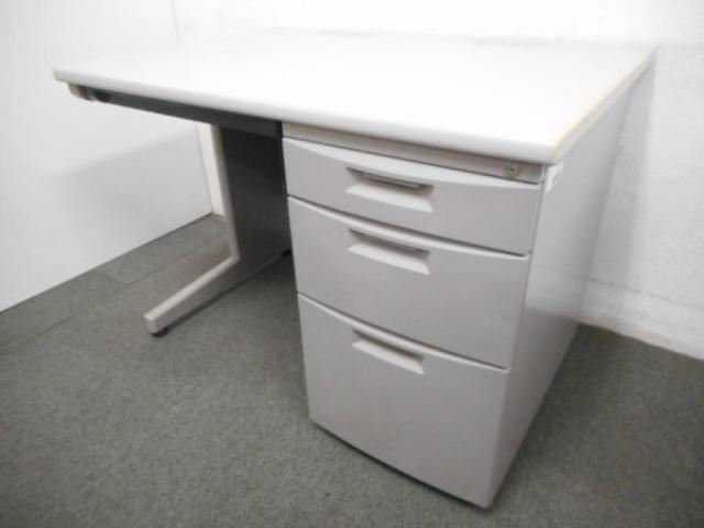 【中古】CZデスク CZN-107CA-WE イトーキ（ITOKI） 片袖机