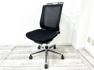 【在庫入替セール品】【定価約20万円】【先進ワークスタイルに対応する革新的機能と最高の座り心地！】■コクヨ製　インスパインチェア　ローバック肘無し　■ハンガー付き　■ブラック【ワイヤーランバーサポートが腰部にフィット！】【SS】