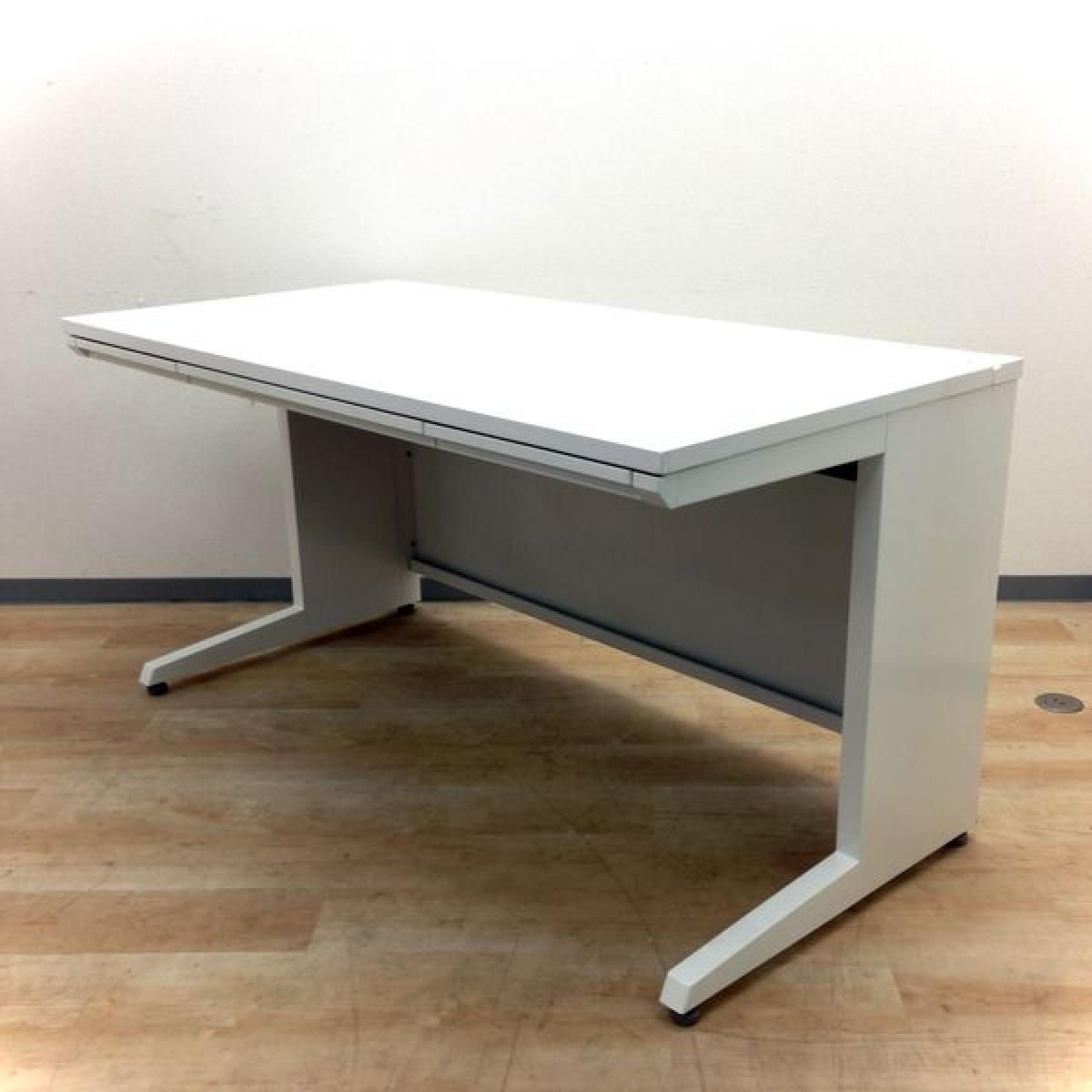 【ホワイトカラー4台入荷！】オカムラ/アドバンス　作業用にはもってこいの幅1400mm！広々使えて時間効率アップ！
                        アドバンス
                                    中古
            