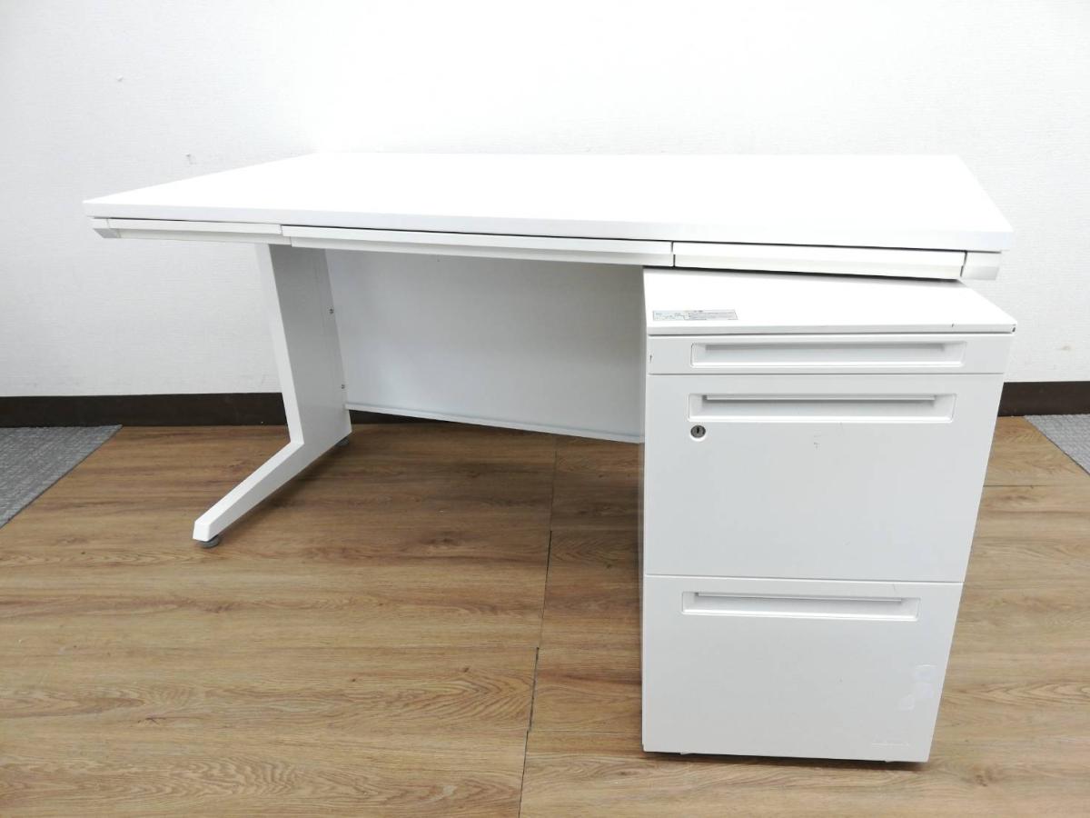 【16セット入荷】デスクと3段ワゴン⇒お得セット！人気カラーホワイト色※アドバンスシリーズ◆オカムラ製
                        アドバンス
                                    中古
            