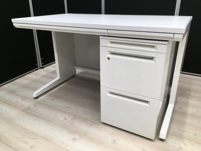 【中古】アドバンス  オカムラ（okamura） 片袖机