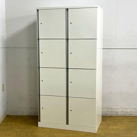 【ロット入荷】オカムラ　SWシリーズ　8人用更衣ロッカー　シリンダー錠　大きな取っ手がスタイリッシュかつ機能的　【倉庫在庫品】