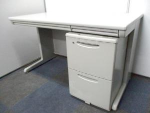 【幅1200mmの擬似片袖机！】オカムラ製のセット商品！【平机＋２段ワゴンのセット商品！】【TH】