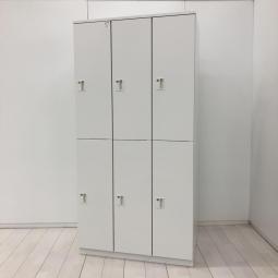 【省スペースに6名分の収納可能！常に人気の高い更衣用ロッカー！】■イトーキ（ITOKI）製　LBロッカーシリーズ　6人用更衣ロッカー　W900×D515×H1800㎜　■シリンダー錠　■ホワイト