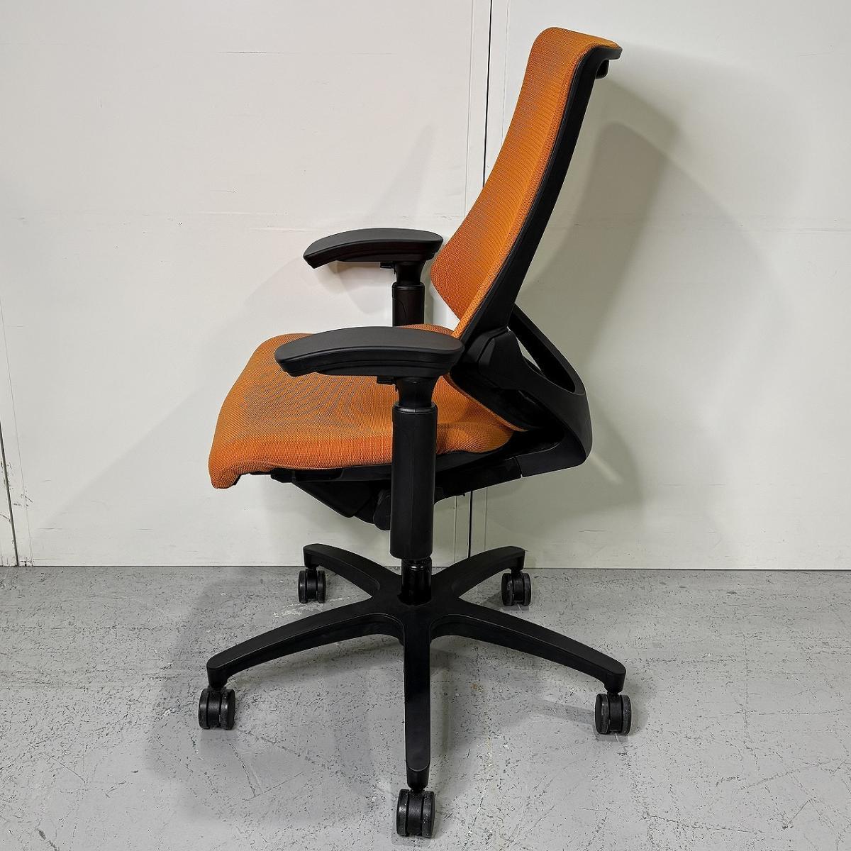 中古】エフメッシュ イトーキ/ITOKI 肘付ハイバックチェア 583524 