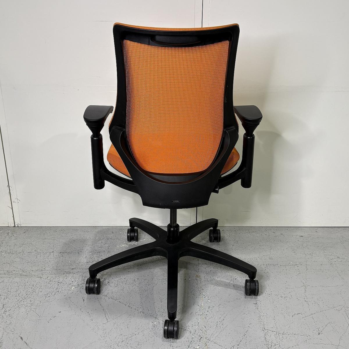 中古】エフメッシュ イトーキ/ITOKI 肘付ハイバックチェア 583524 
