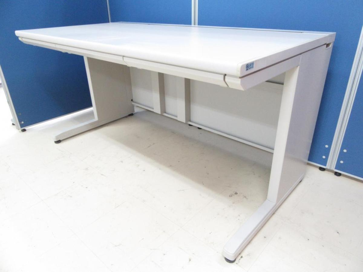 【ゆとりのあるワークスペースで作業効率アップ！】■コクヨ製　平デスク　W1400×D700×H700mm　■スタンダードなデザインで使いやすい！【KOKUYO　MX+デスクシステム】
                        MXデスク
                                    中古
            