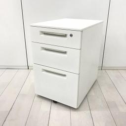 【ベーシックなデザインで使いやすい！】■アイリスチトセ製　3段ワゴン　ホワイト　W395×D550×H616mm　シリンダー錠　■デスク下において収納アップ！　デスクワゴン　サイドワゴン　キャスター付【IRIS CHITOSE】