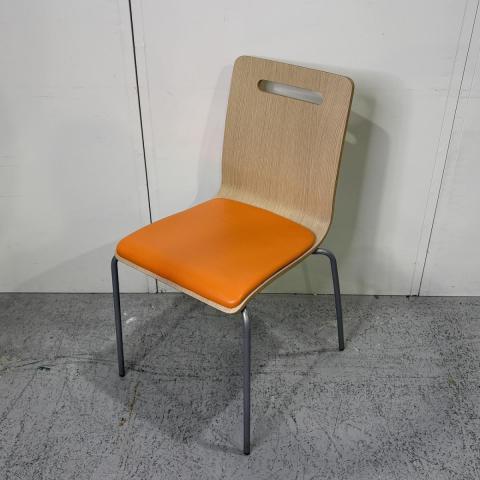 【中古】その他シリーズ  パブリック スタッキングチェア