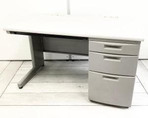 ■イトーキ製　片袖デスク　W1200×D700ｍｍ　■使いやすさが人気のロングセラー！CZシリーズ！