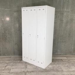 【ゆとりのある収納スペース！衣類や個人の荷物の管理に3人用更衣ロッカー・増員にもオススメ！】■生興（SEIKO）製　SLKシリーズ　3人用ロッカー　■ホワイト