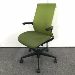 【どんな空間でも誰にでもフィット！スタイリッシュなデザイン！手元で高さ調節ができて便利！】■コクヨ（KOKUYO）　M4　ハイバック　■固定肘　■オリーブグリーン【AD】