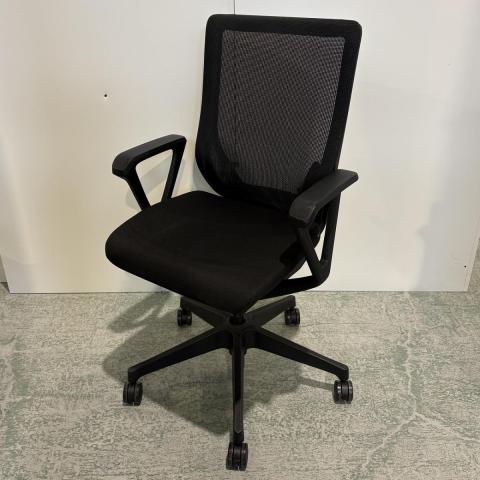 【中古】ミレッザ ロッキング無 KF-950JB-T1T1T1 イトーキ（ITOKI） 肘付ハイバックチェア