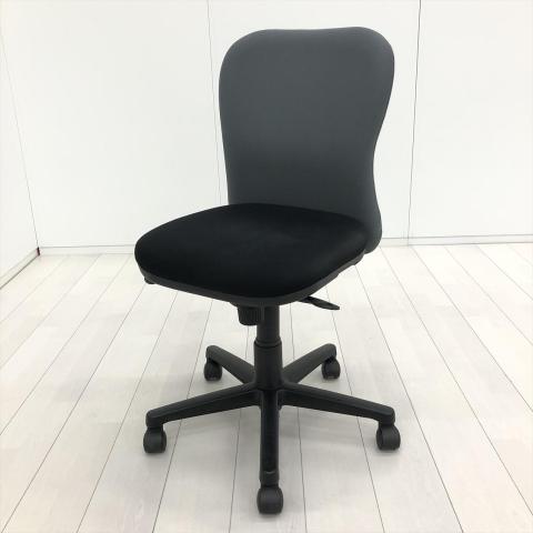 【中古】カプティ  プラス（PLUS） 肘無ローバックチェア