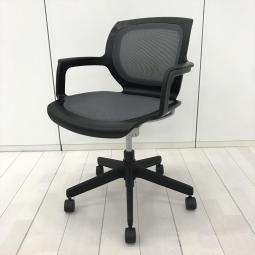 【在庫入替セール品！（本在庫限定価格）】【ハンモックのような座り心地でクリエイティブなミーティングを！】■コクヨ（KOKUYO）製　マリンバ（marimba）チェアシリーズ　ミーティングチェア　肘付　背座面メッシュ　■固定肘　■グレー【弊社使用欄：A01039038】【HU】