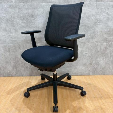 【中古】ミトラシリーズ  コクヨ（KOKUYO） 肘付ローバックチェア